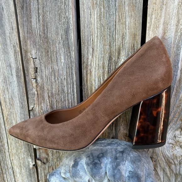 J. McLaughlin | Shoes | J Mclaughlin Beatrice Pointy Heel Suede ...